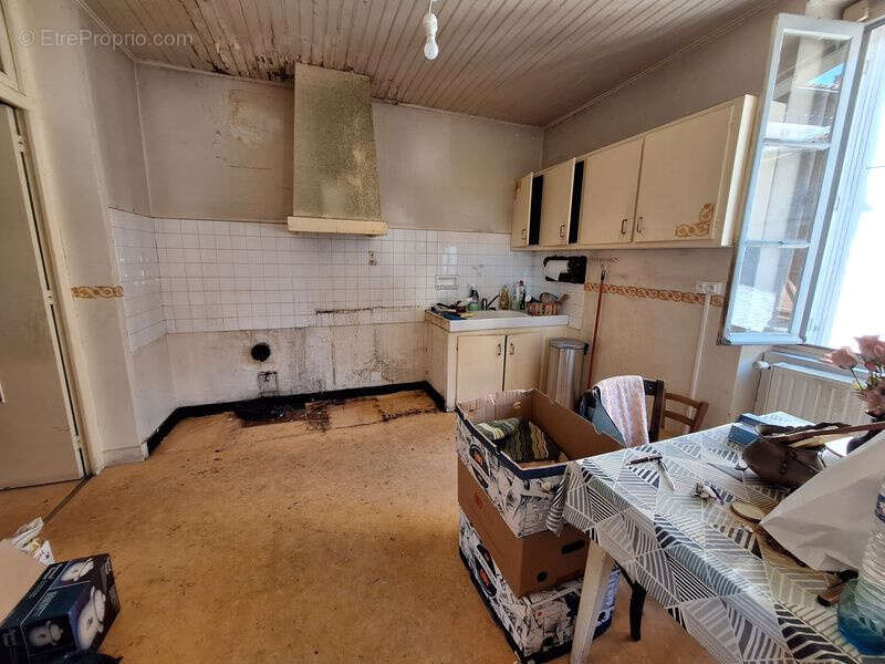 Maison à SAINT-CERE