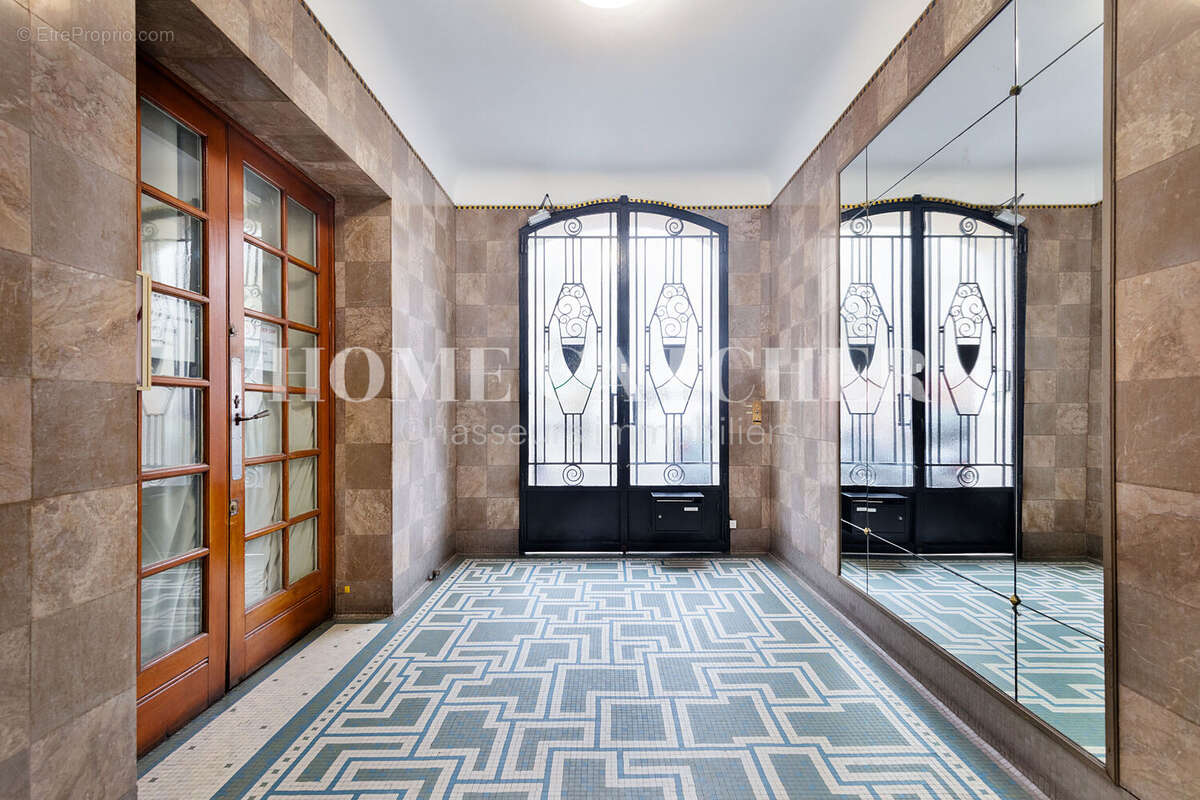 Photo 6 - Appartement à PARIS-15E