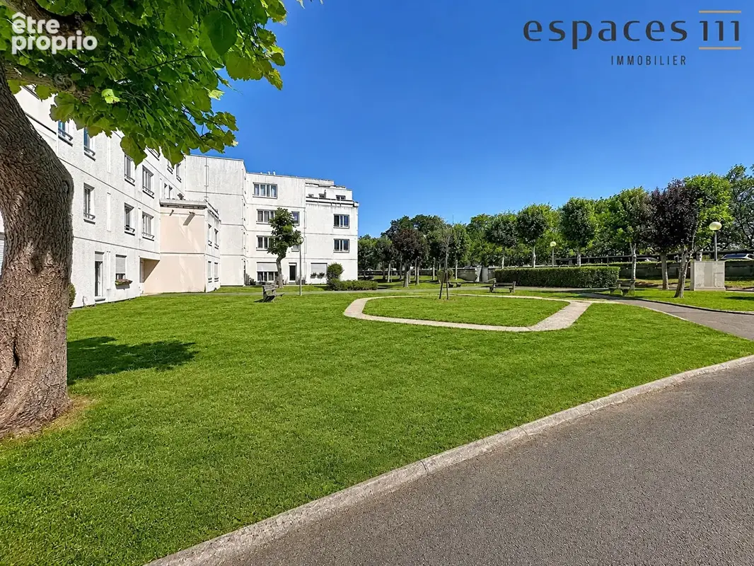 Appartement Trappes 3 pièce(s) 62.29 m2 - photo 8