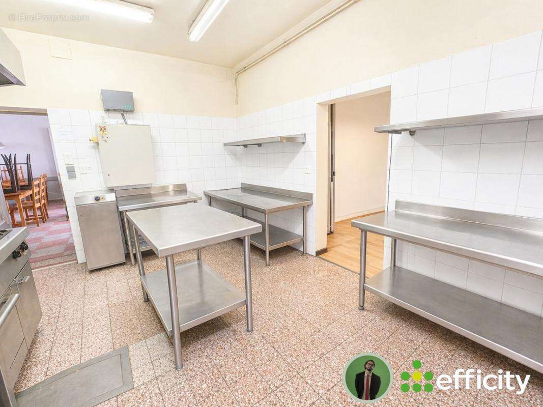 Commerce à CHANEINS