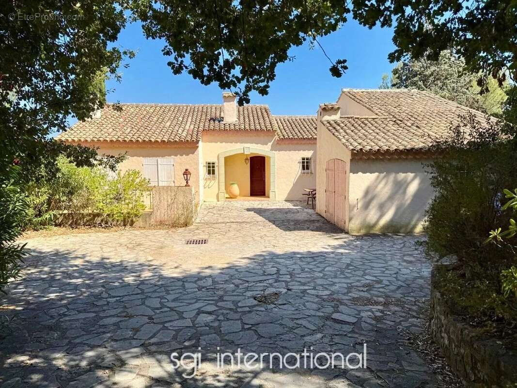 Maison à RAMATUELLE