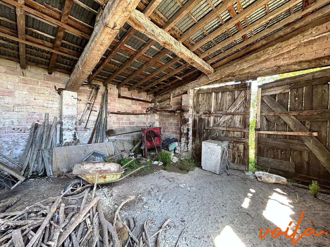 Maison à BELVEZE-DU-RAZES