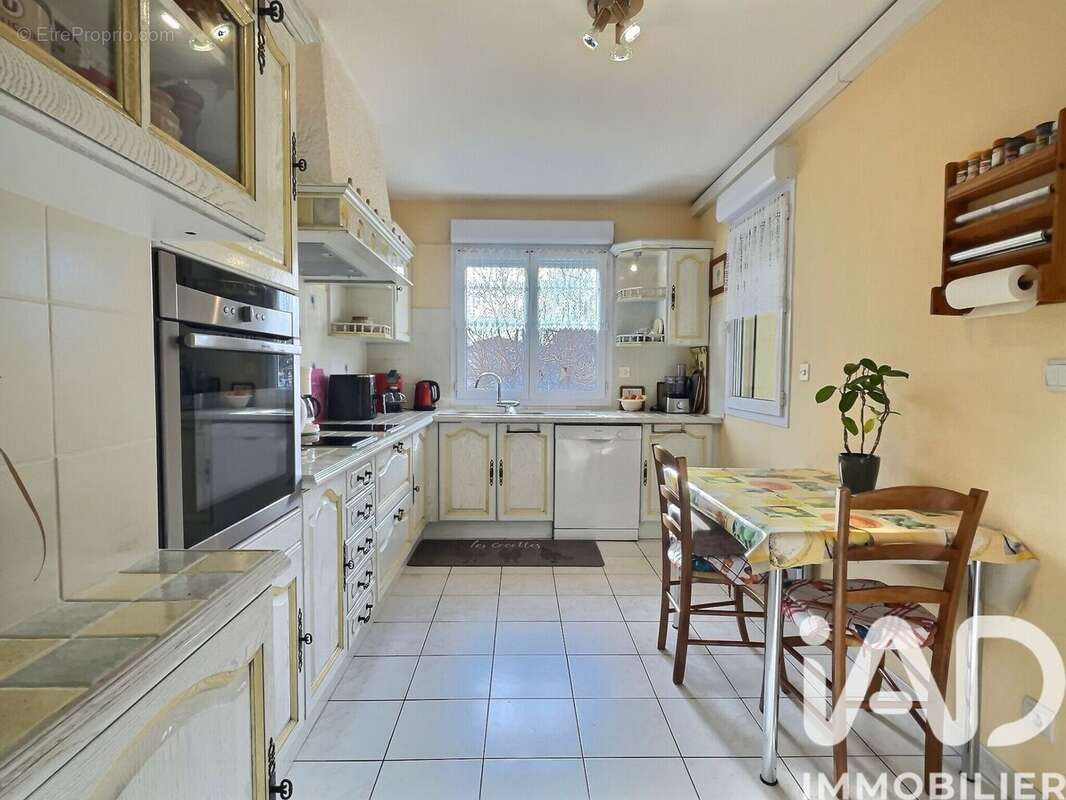 Photo 5 - Appartement à SAINT-MARTIN-DE-CRAU