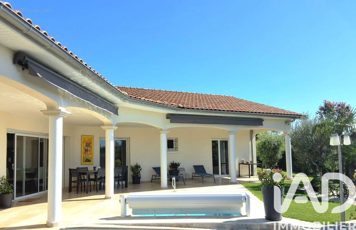 Photo 3 - Maison à NEUVILLE-SUR-SAONE