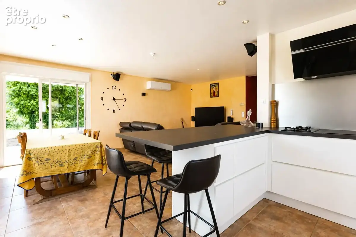 Maison 5 pièces 91 m² à vendre à Chasse-Sur-Rhone (38670) - photo 5