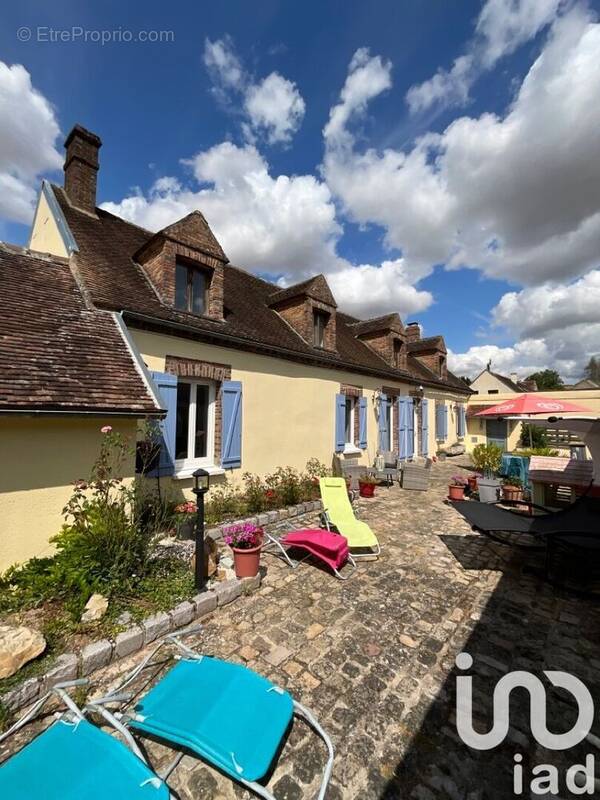 Photo 1 - Maison à FONTAINE-LA-GAILLARDE