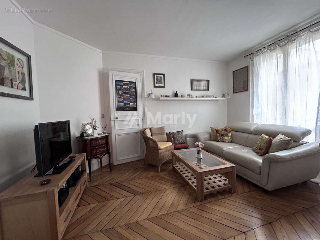 Appartement 46 m² à Paris-17e  - photo 2