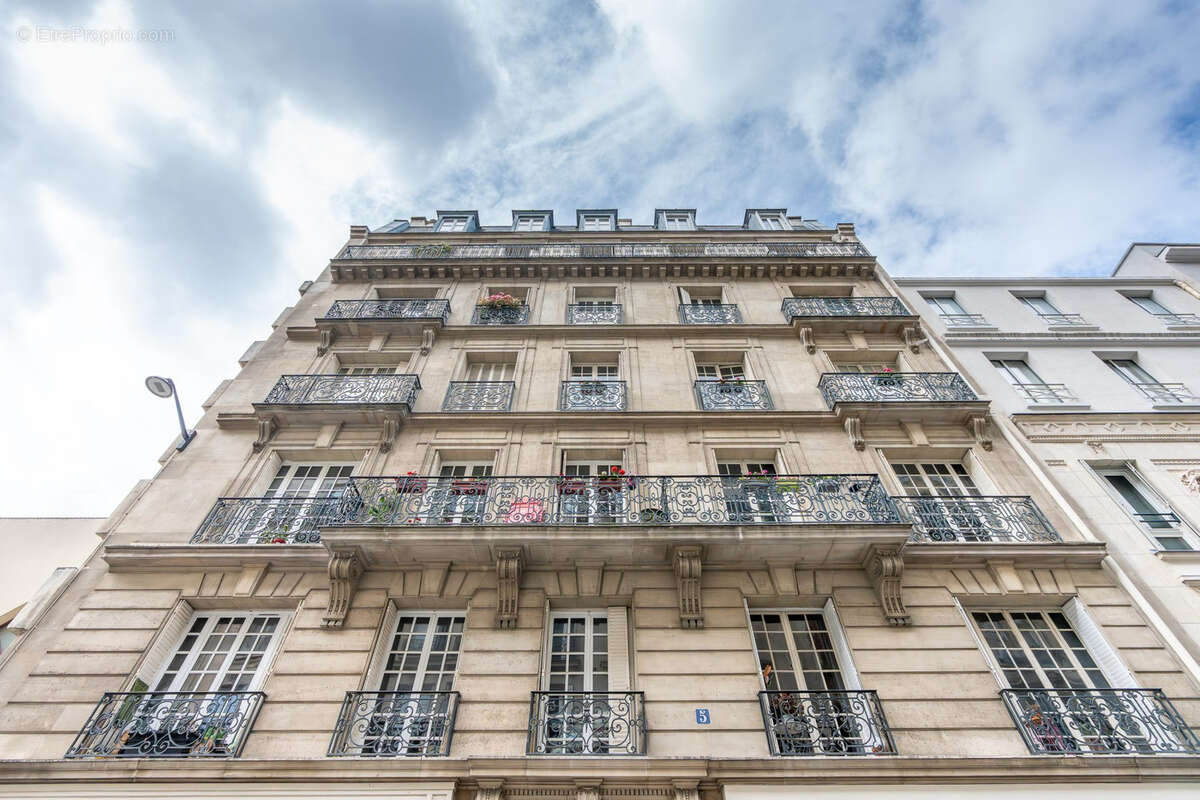[ Paris 17 - Pereire - Wagram ] - Appartement 2/3 pièces dernier étage - photo 2