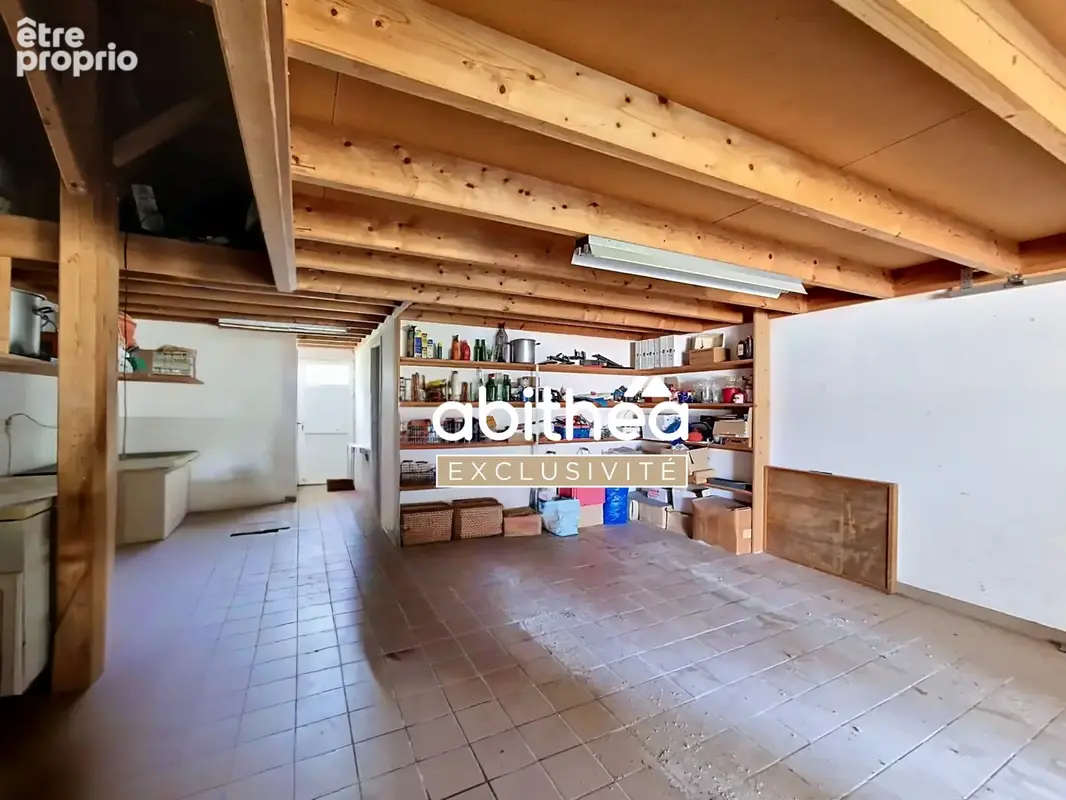 Rare  ideal artisan  350m2 de hangar  143m2 hab a rafraichir  6000m2 de terrain clos - photo 14