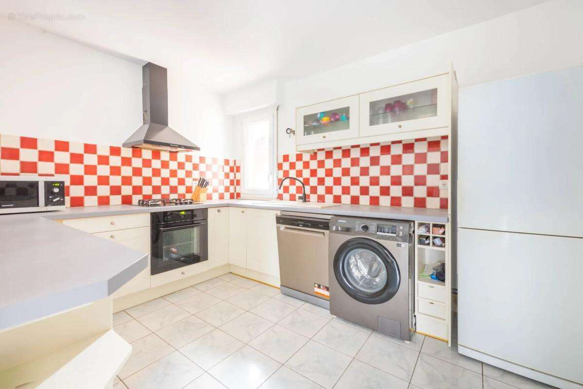 Appartement à MONTIGNY-LE-BRETONNEUX