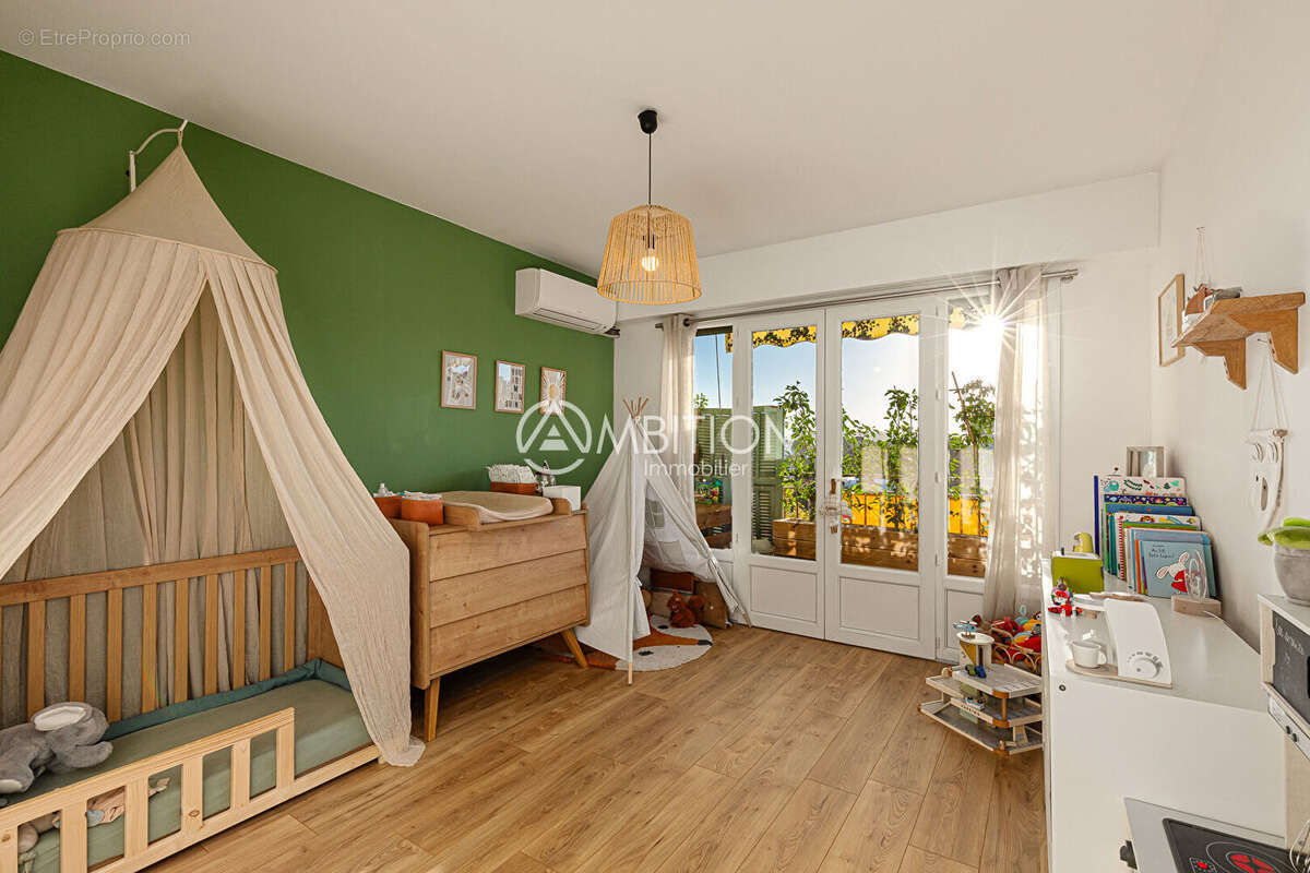 Appartement à LE CANNET