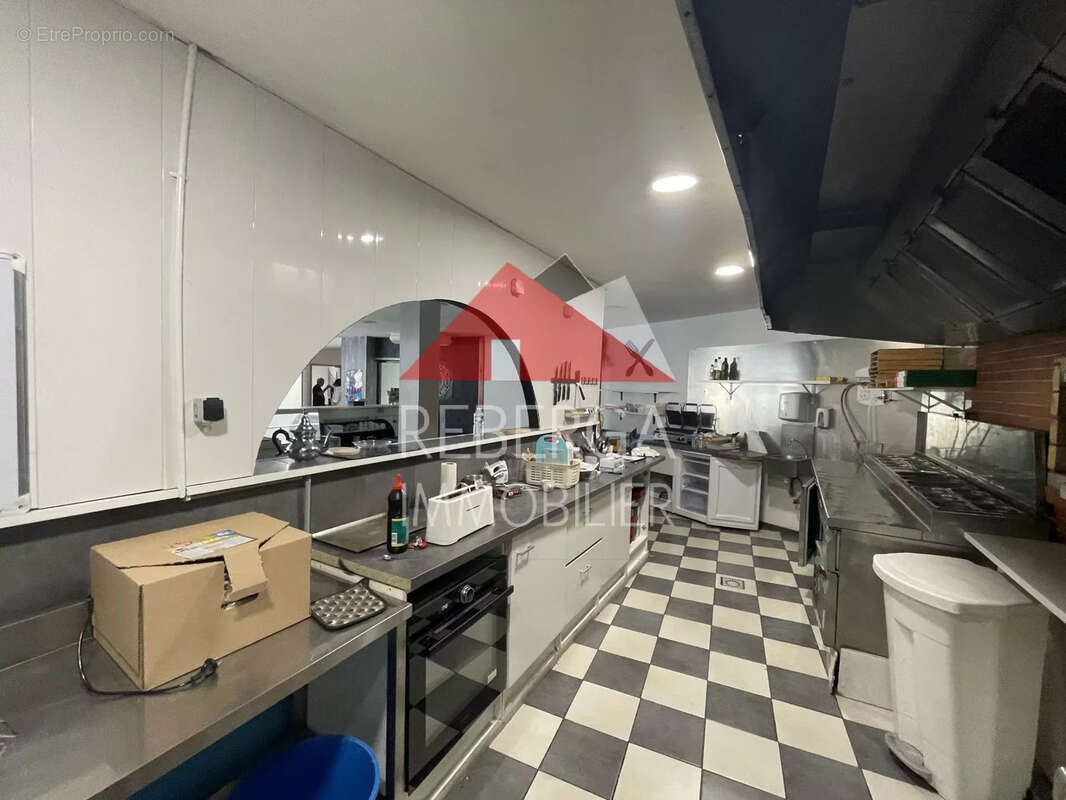 Commerce à SAINT-AMANS-SOULT