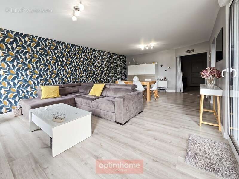 Appartement à BEAURAINS