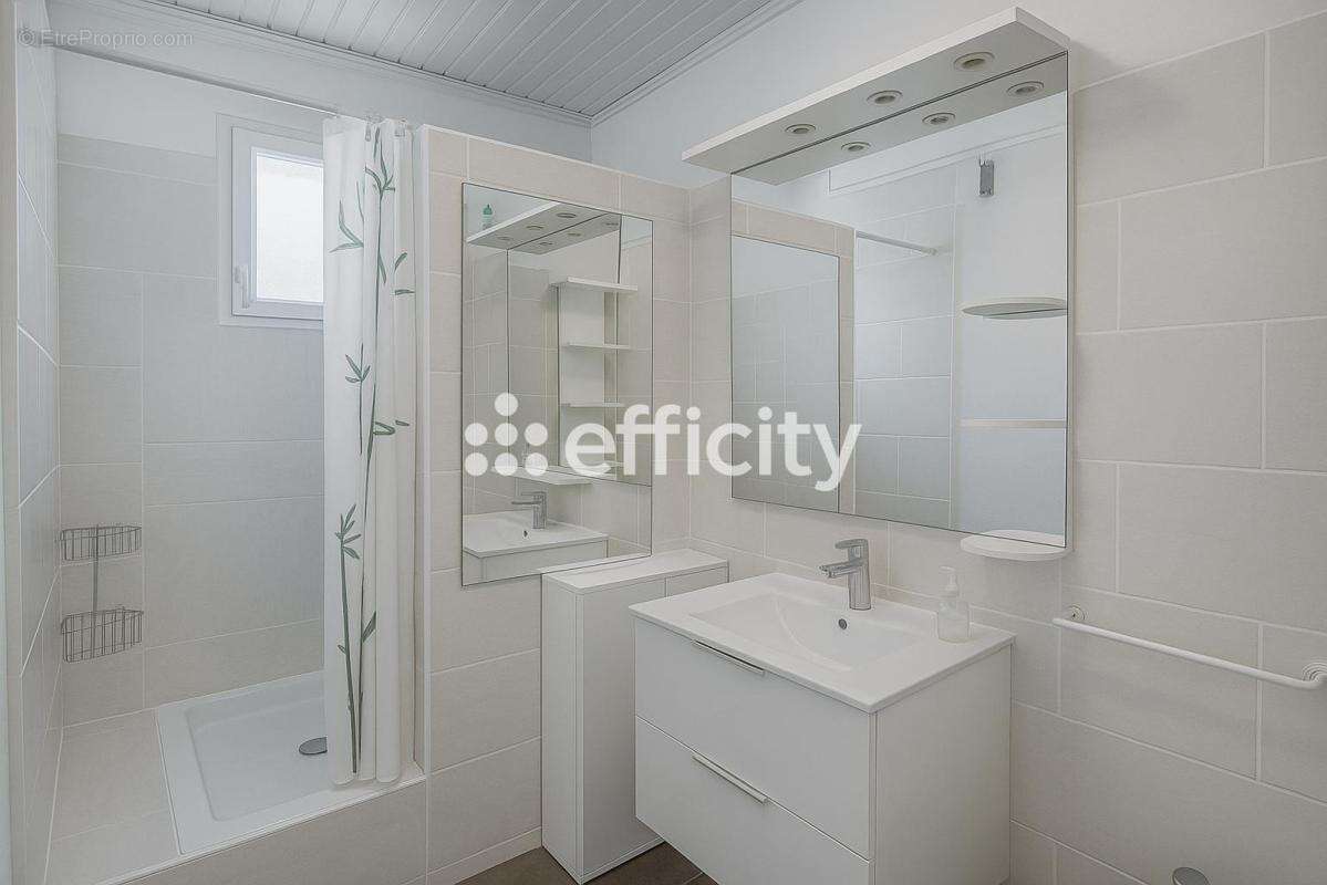 Maison à MARSEILLE-8E