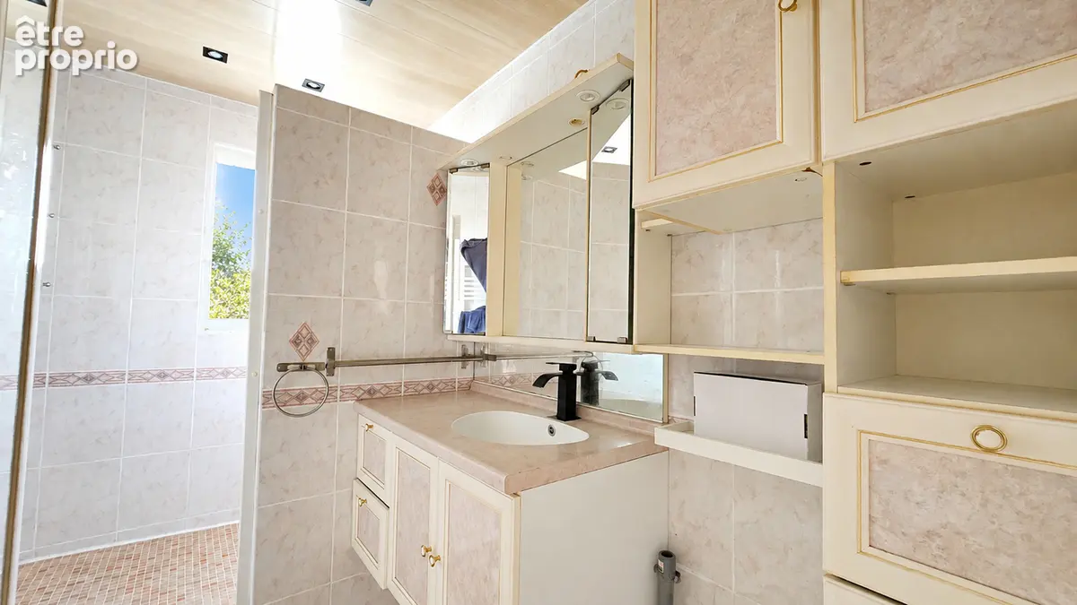EN EXCLUSIVITÉ dans votre agence ERA Cazan  Maison de plain-pied avec piscine à Mallemort - photo 10