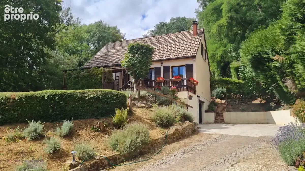 Maison à EPERNON
