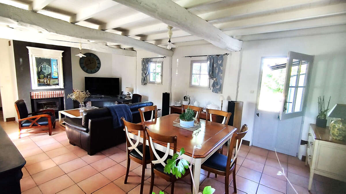 Photo 5 - Maison à ENQUIN-SUR-BAILLONS