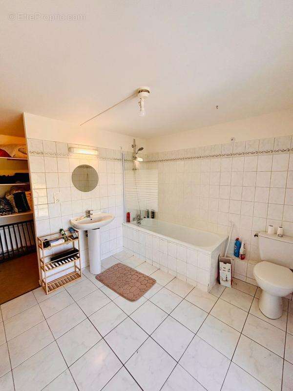 Appartement à JOYEUSE