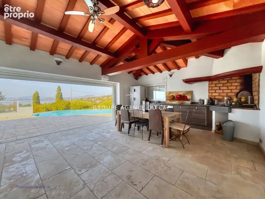 Les issambres, ville tres belle vue mer, 4 chambres garage et piscine, terrain de 1225m² - photo 17