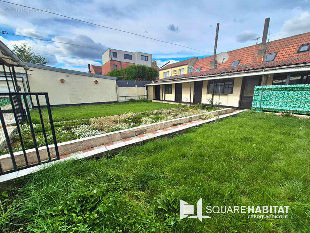 Maison à HELLEMMES-LILLE