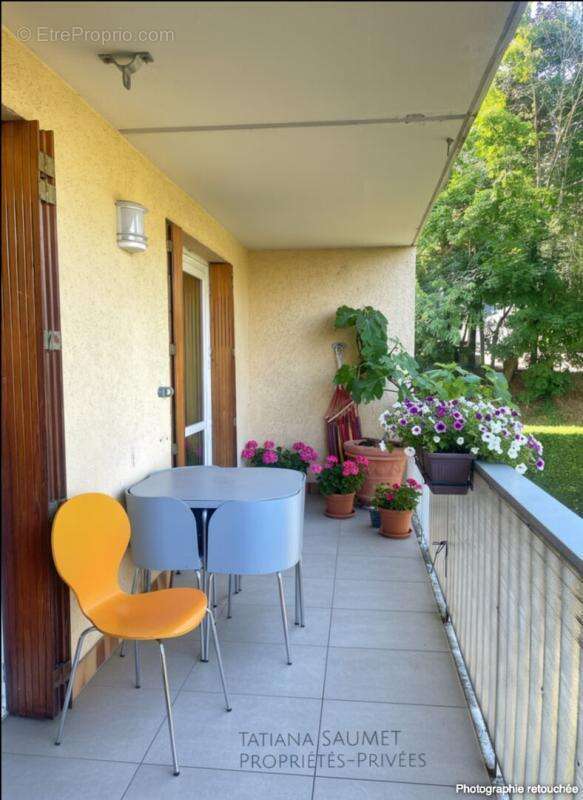 Appartement à FONTAINES-SUR-SAONE