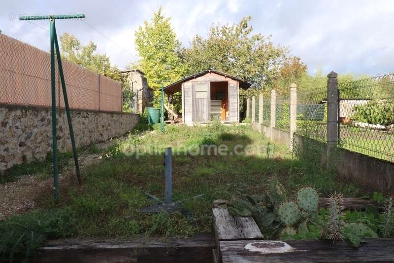 Maison à LE DORAT