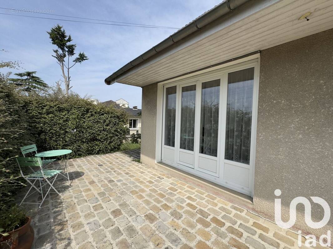 Photo 1 - Maison à VAUX-LE-PENIL