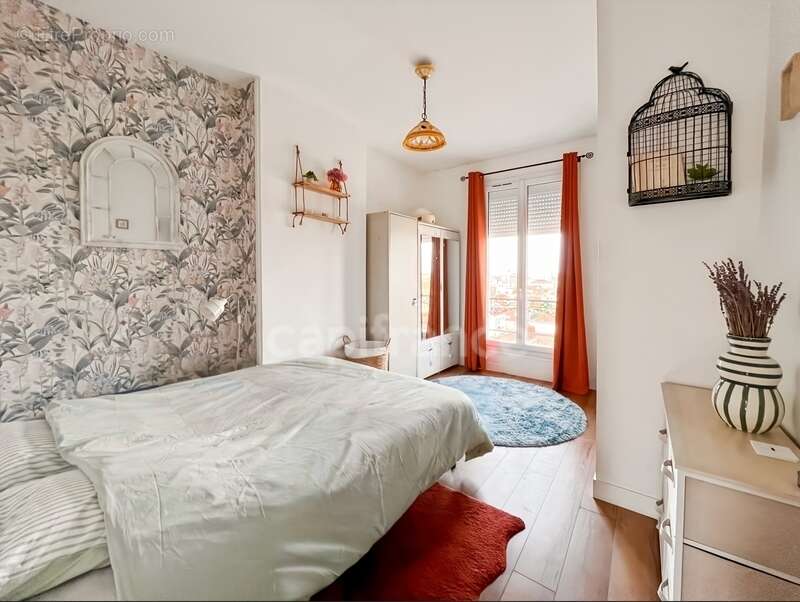 Appartement à BOIS-COLOMBES