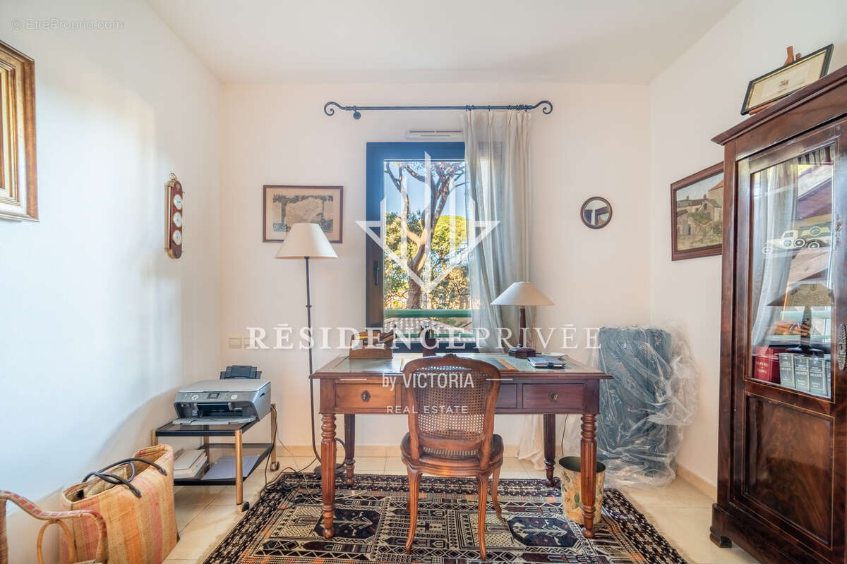 Appartement à HYERES