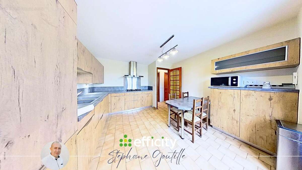 Maison à LE BOIS-D&#039;OINGT