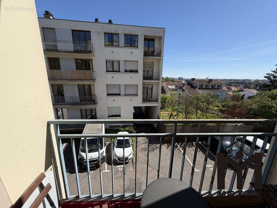 Appartement à LAXOU