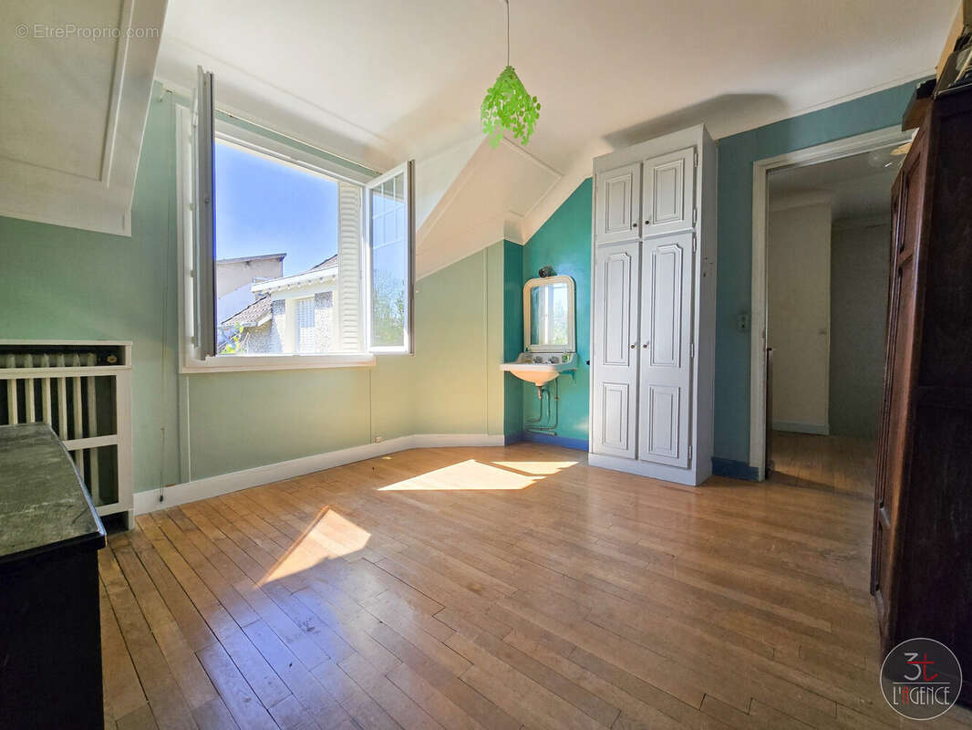 Maison à FONTENAY-SOUS-BOIS