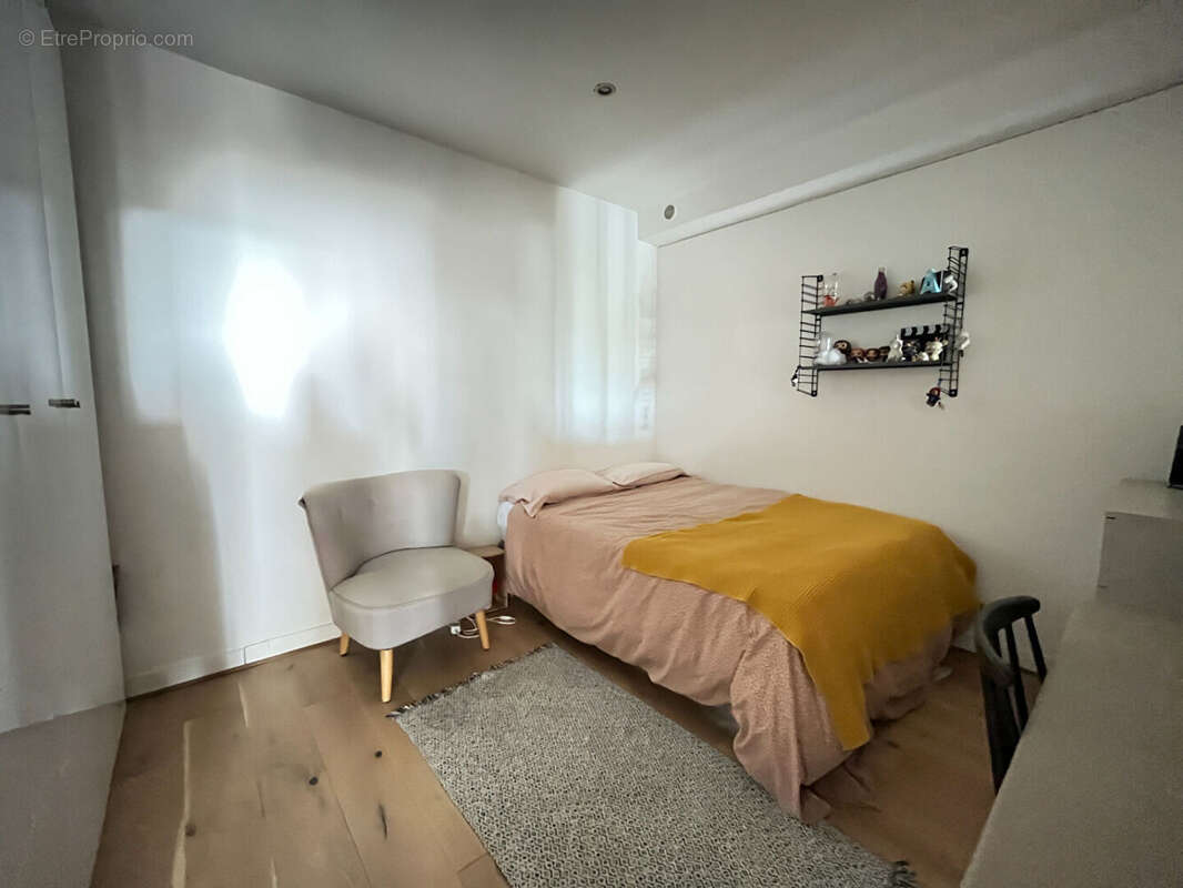 Appartement à SURESNES