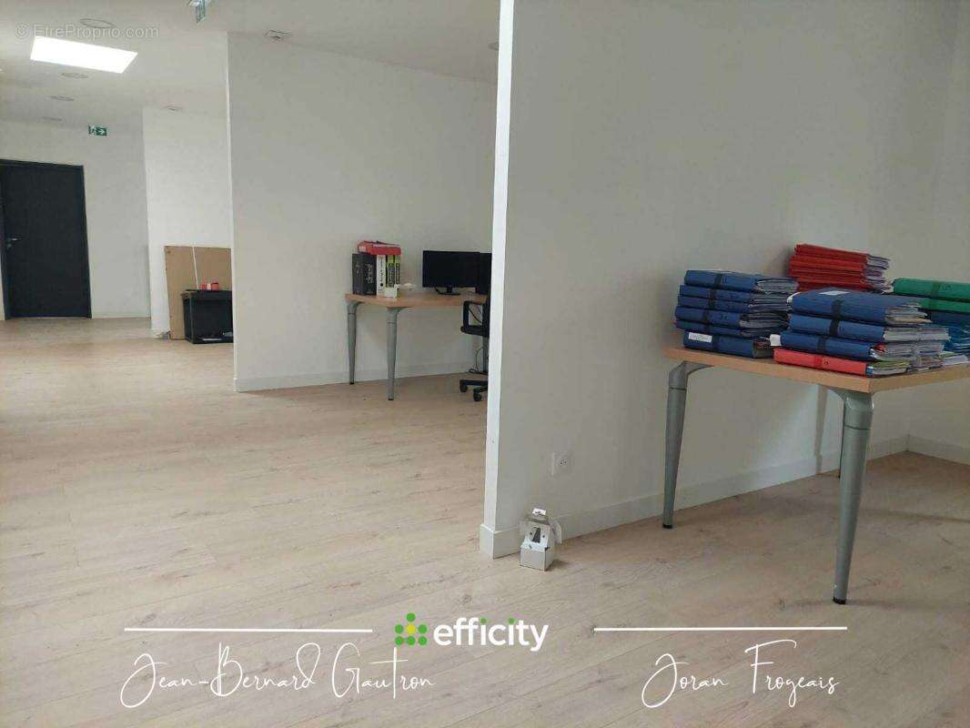 Commerce à LA CHAPELLE-DES-FOUGERETZ