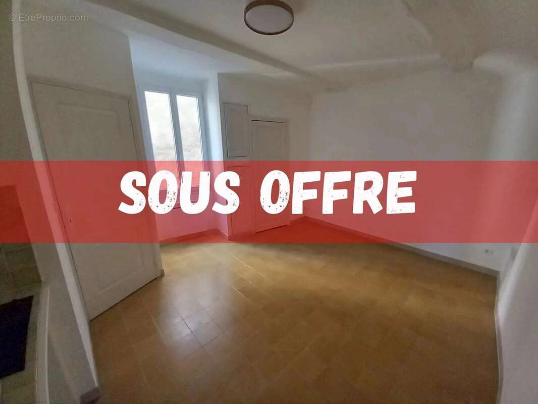 Appartement à PUGET-THENIERS