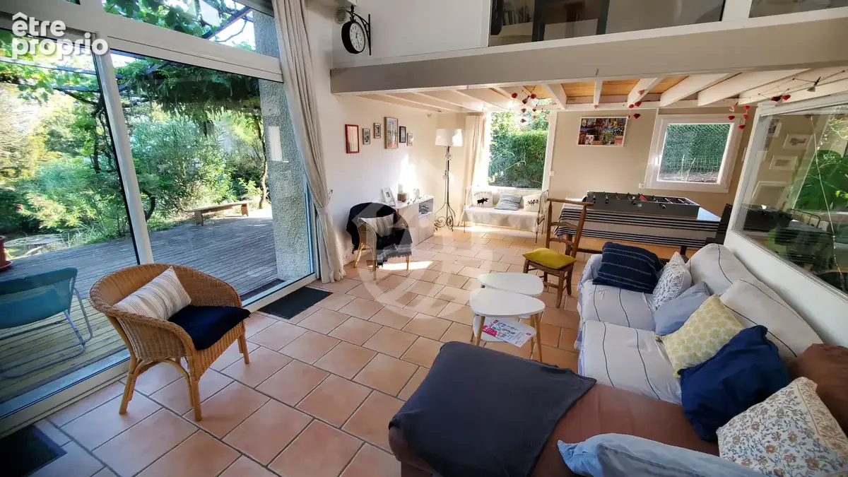 Photo Maison à Saint-Marcel-Les-Valence au prix de 530 000€