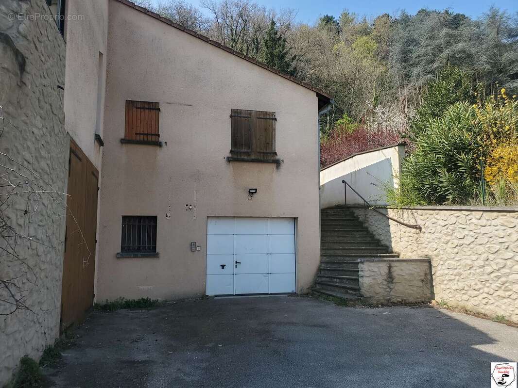 Maison à SARRAS