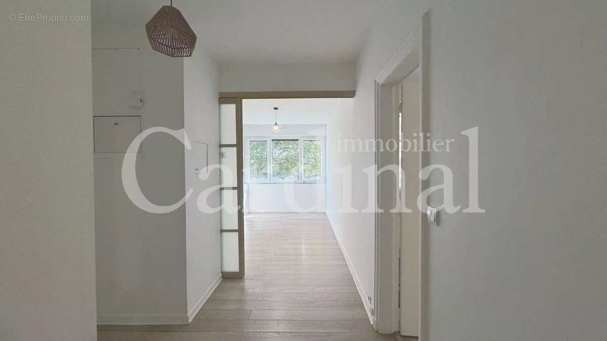 Appartement à NOISY-LE-ROI