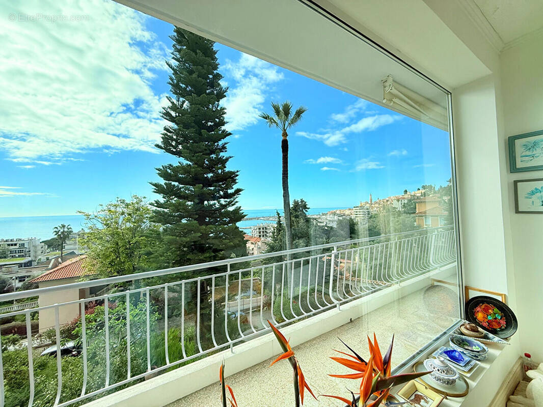 Appartement à MENTON