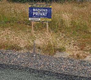 Terrain à SAINT-MICHEL-CHEF-CHEF