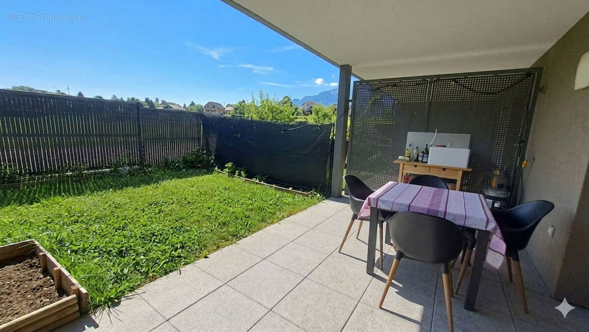Appartement à CHALLES-LES-EAUX