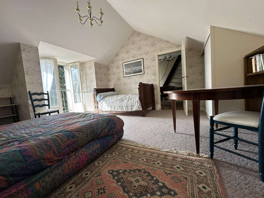 Maison à ARPAJON-SUR-CERE