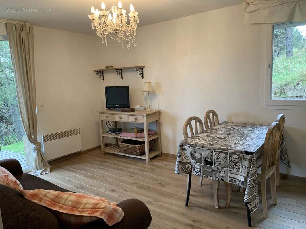 Appartement à LES ANGLES