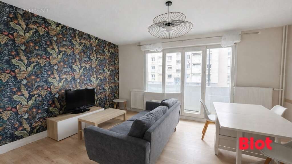 Appartement 75 m² à Brest  - photo 2