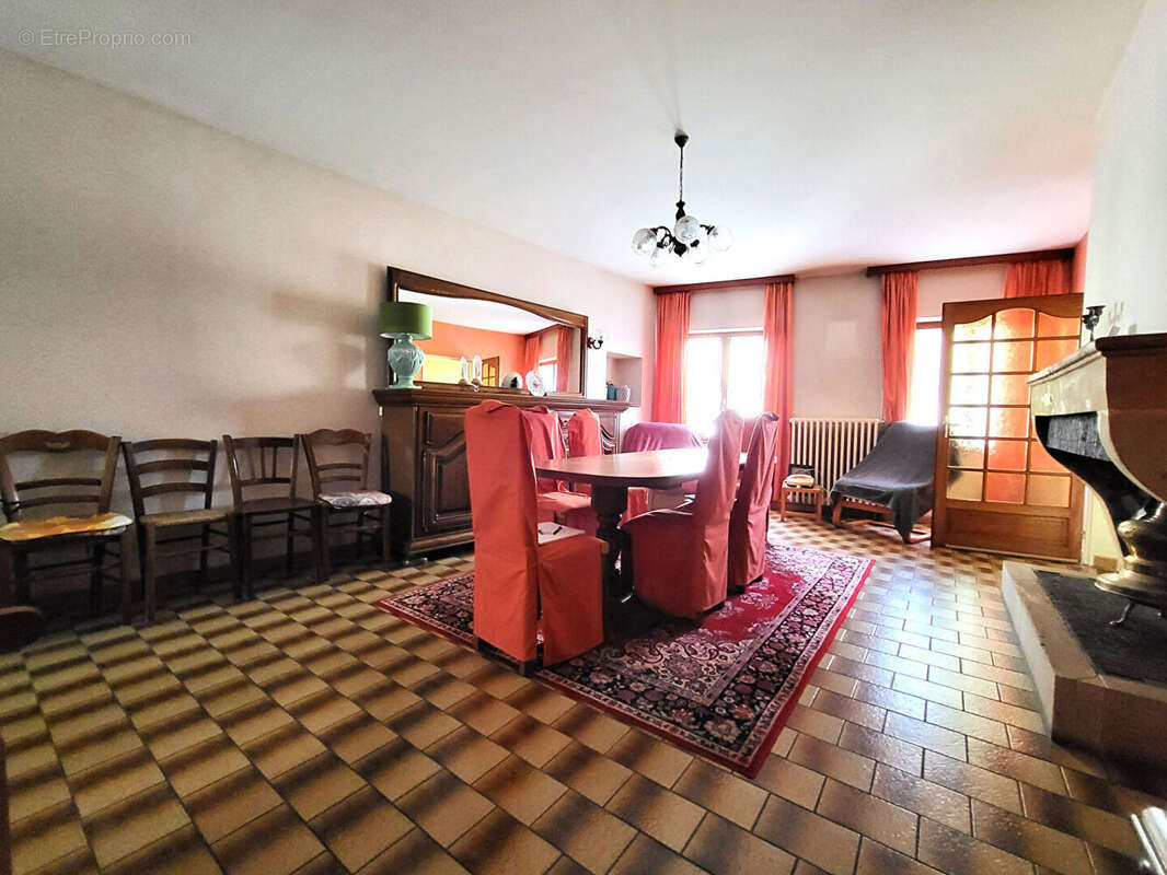 Maison à NOVEANT-SUR-MOSELLE