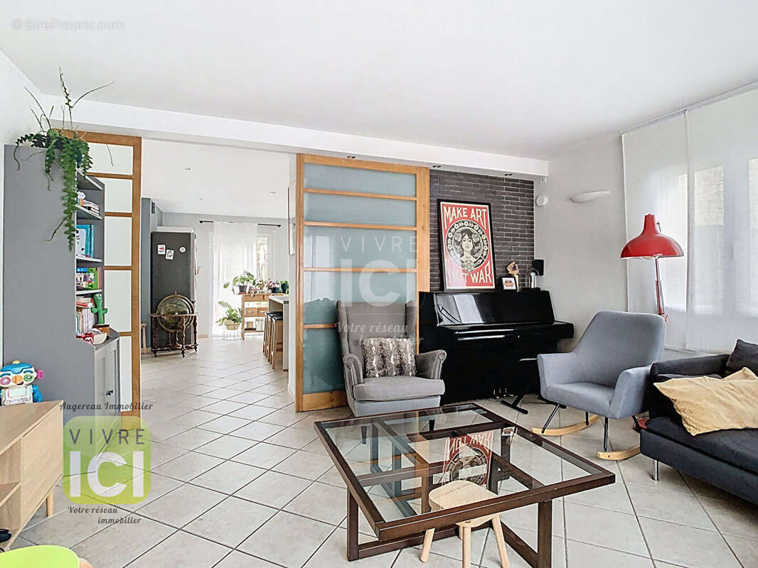 Maison à LA ROMAGNE