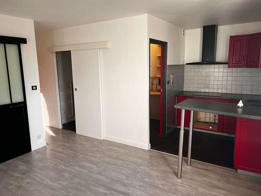 Appartement à BOURAY-SUR-JUINE