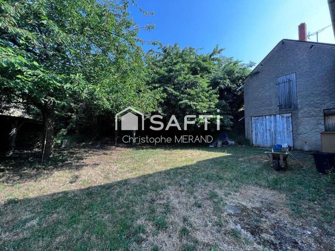 Photo 2 - Maison à DANGE-SAINT-ROMAIN