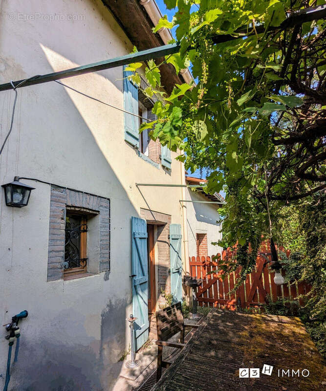 Maison à CINTEGABELLE