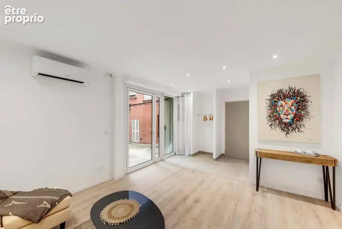 Fréjus centre historique - Appartement 81 m2 entièrement rénové - photo 9